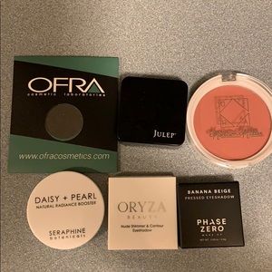 Makeup Bundle!!
